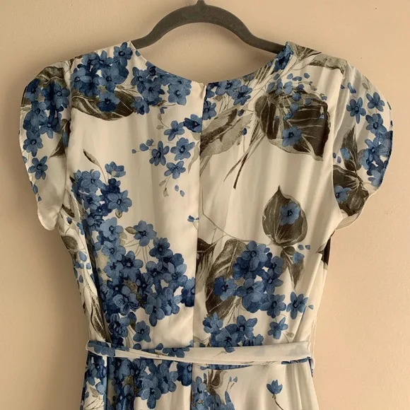 Lulu’s • French Countryside Floral High-Low Dress - Picture 6 of 8